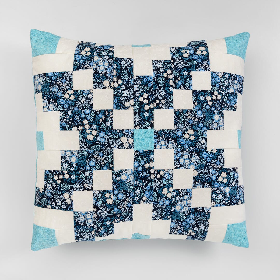 18 square 2024 pillow insert